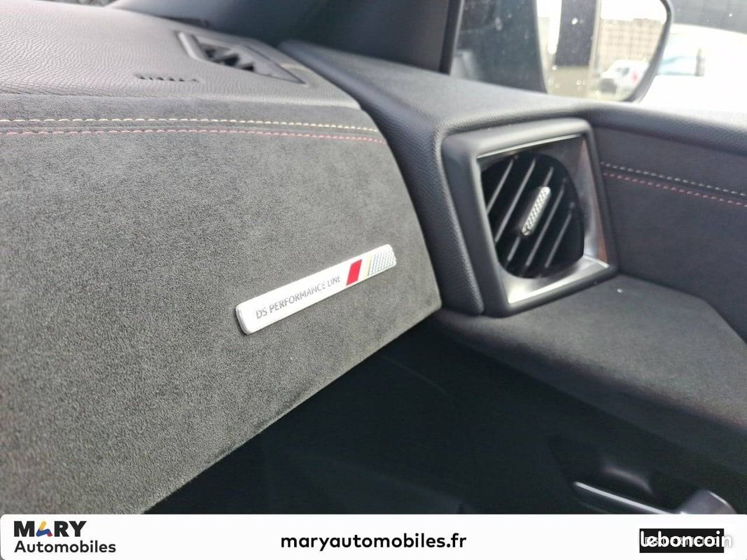 DS DS3 Crossback PureTech 130 EAT8 Performance Line+ (image 28)