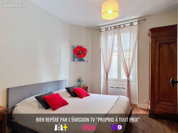 https://img.leboncoin.fr/api/v1/lbcpb1/images/5c/b8/b9/5cb8b9517bfb410534099011eae78beb88116076.jpg?rule=ad-image