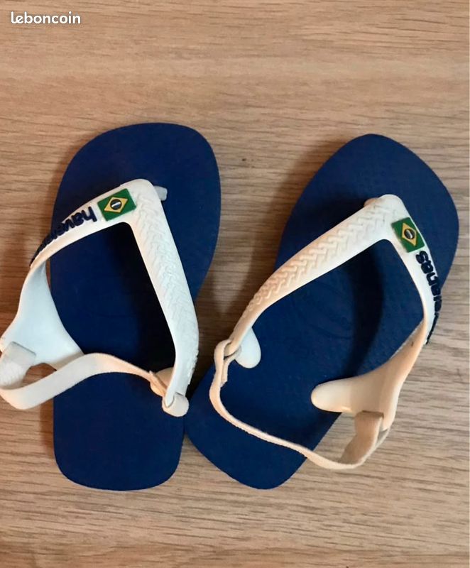 Tongs Bleues Havaianas bébé avec élastique Chaussures