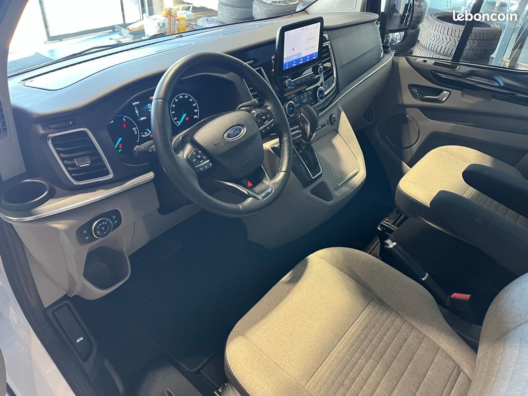 FORD TOURNEO CUSTOM 320 L1H1 1.0 EcoBoost 120 Phev Titanium (image 9)