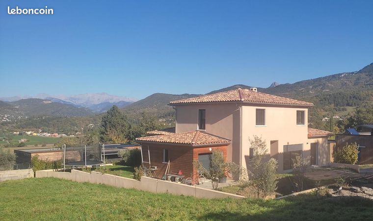 Maison 5 pièces 130 m²