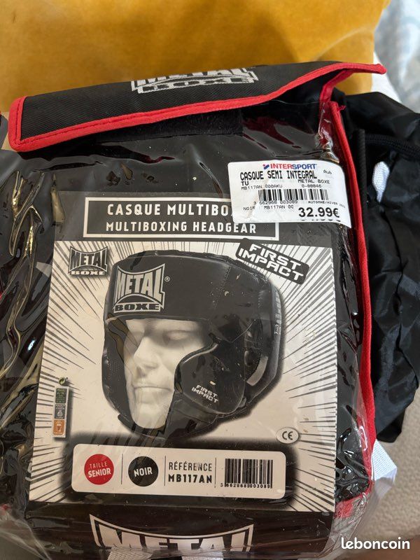 Casque protection boxe (image 1)