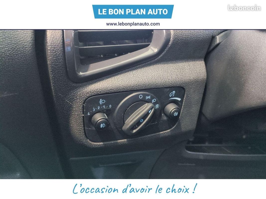 Ford EcoSport 1.5 Ti-VCT 112ch Titanium PowerShift (image 26)
