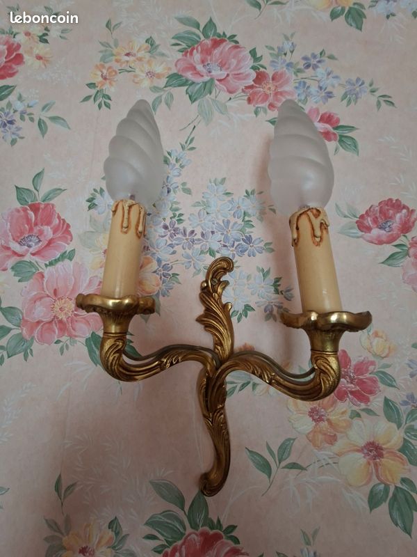 Duo d'appliques pour chambre (image 1)