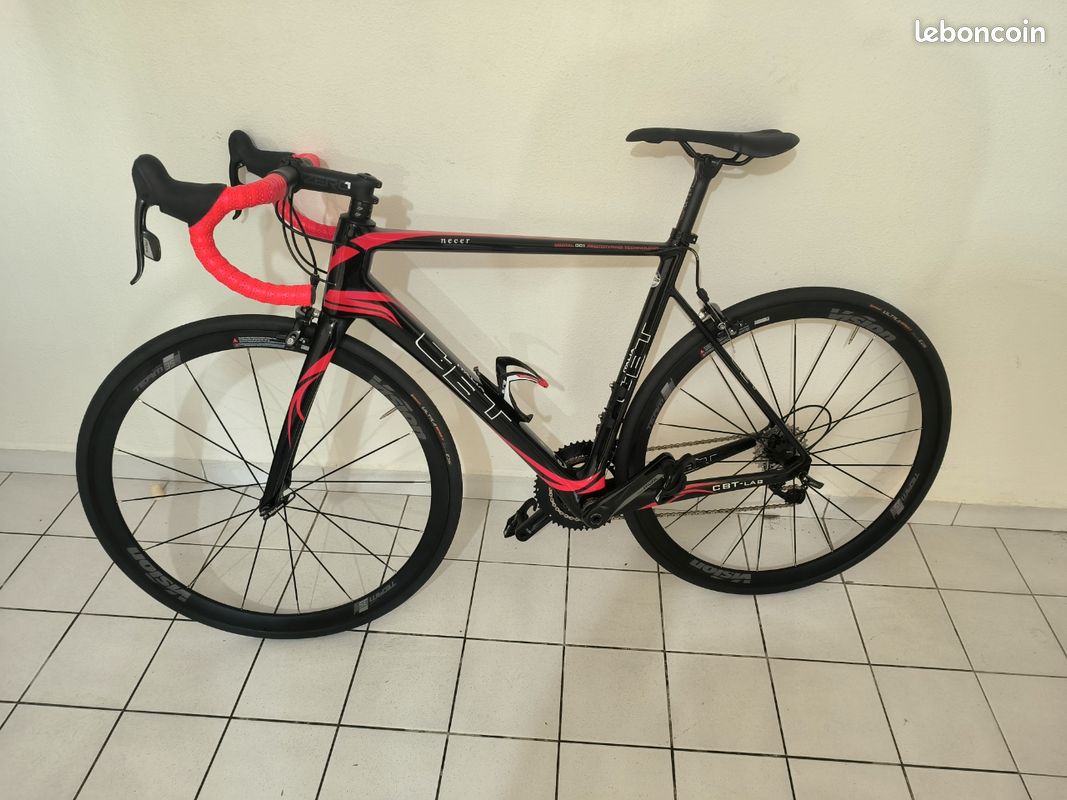 Vélo de compétition (image 2)
