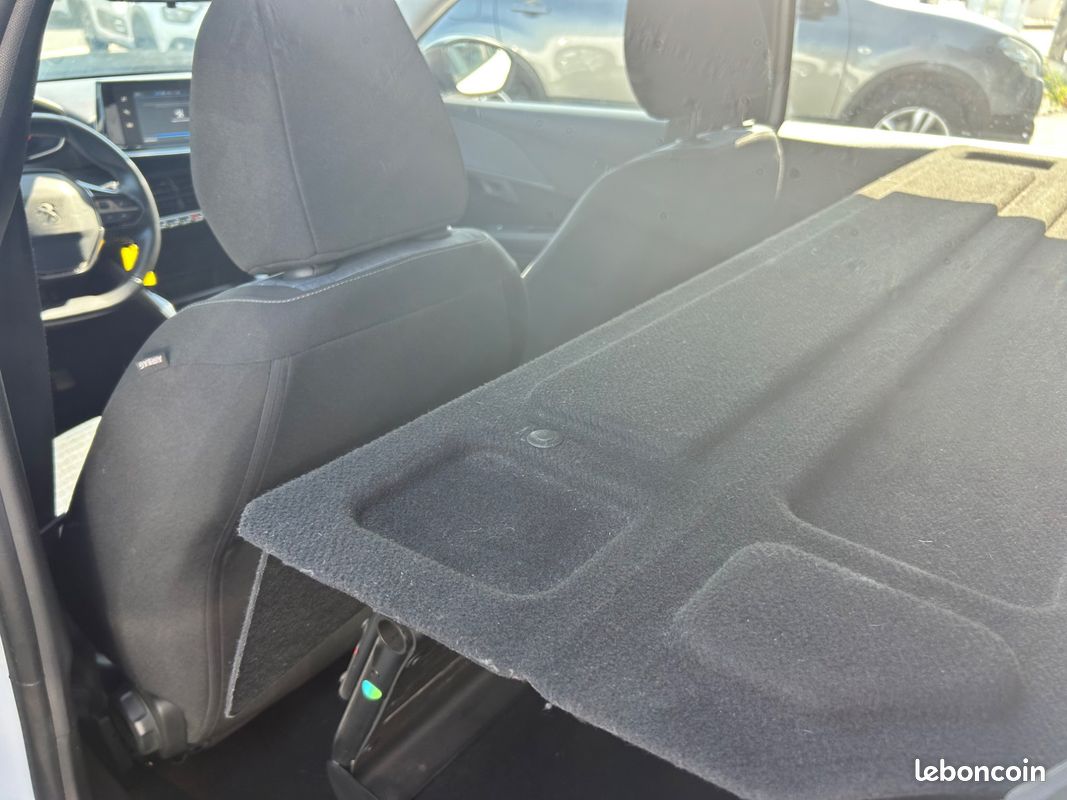 PEUGEOT 208 SOCIETE 1.5 BLUEHDI BVM6 100CH 7275HT CARPLAY - ENTRETIEN COMPLET PEUGEOT -REGULATEUR DE VITESSe (image 7)