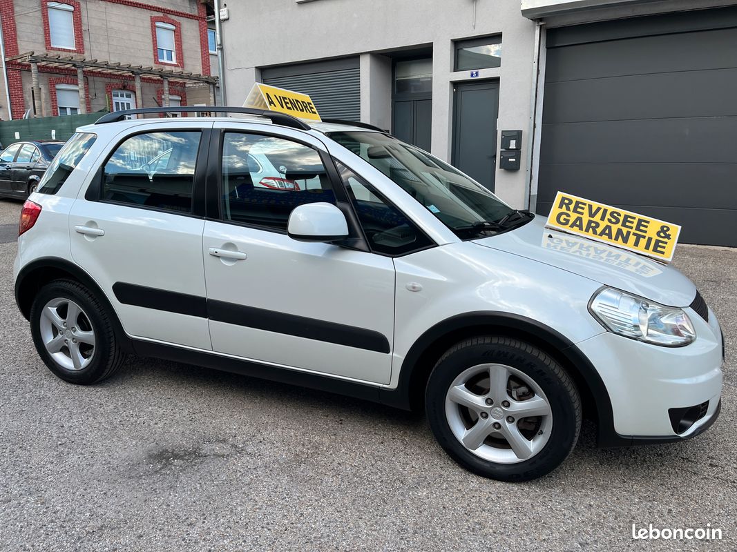 SUZUKI SX4 1.6i ESSENCE 110CV 137.500KMS CLIM POSSIBILITE GARANTIE 12 / 24 / 36 MOIS (image 2)