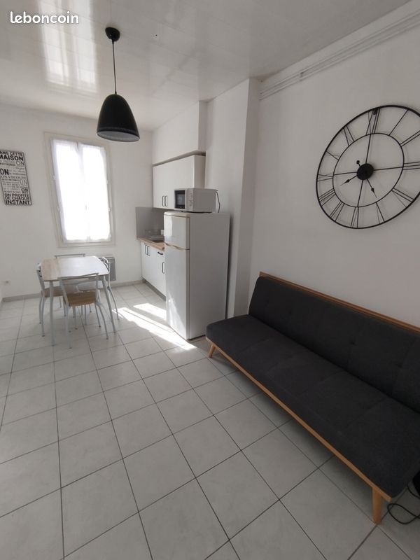 Appartement 2 pièces 27 m² · à Narbonne · 27 m² · 450 €