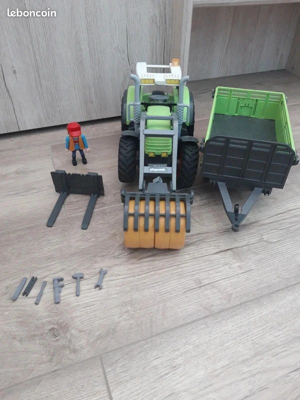 Tracteur et remorque Playmobil (image 1)