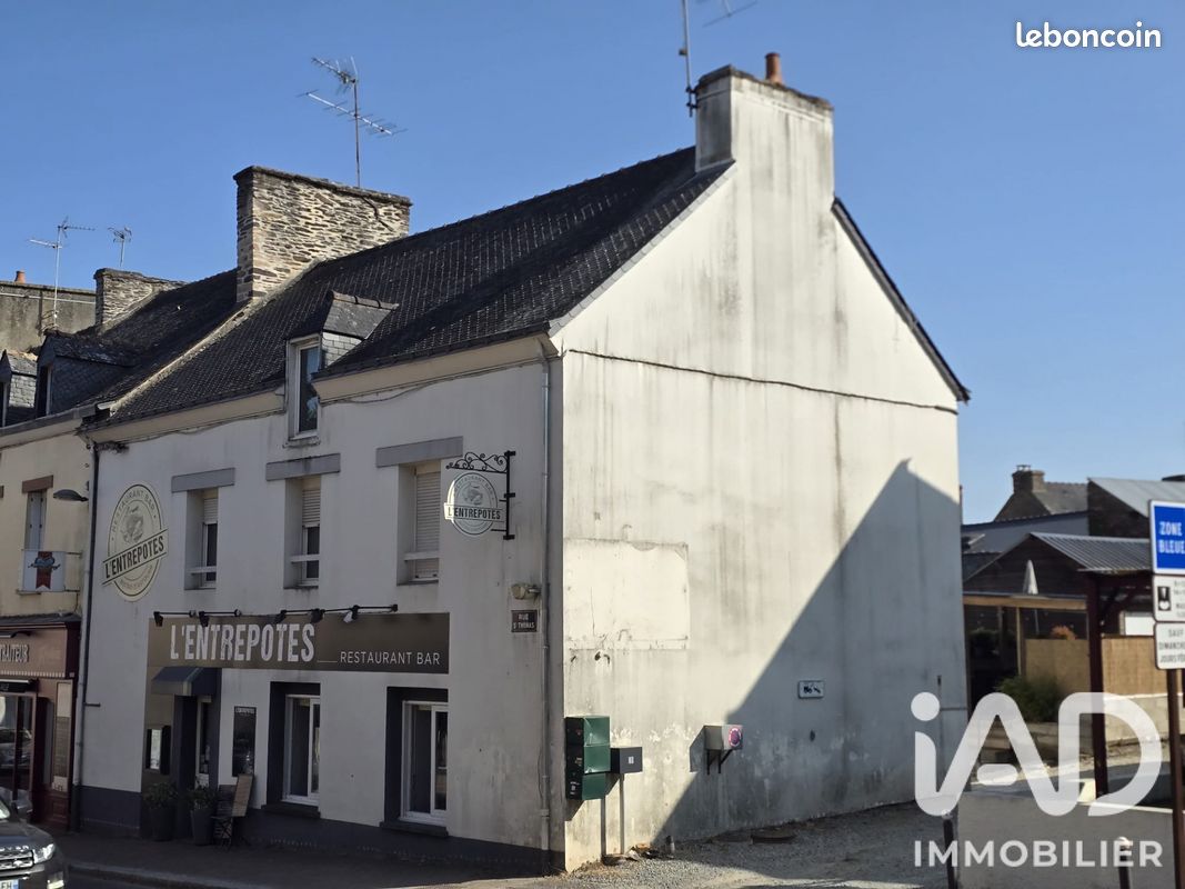 Immeuble 118 m² · à Guer · 118 m² · 166 000 €