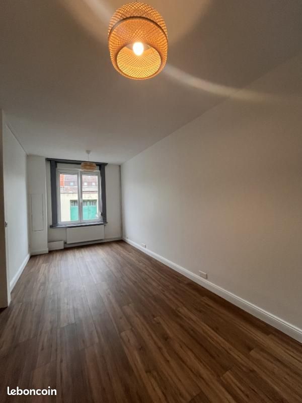 Maison 5 pièces 83 m² · à Croix · 82,8 m² · 950 €/mois