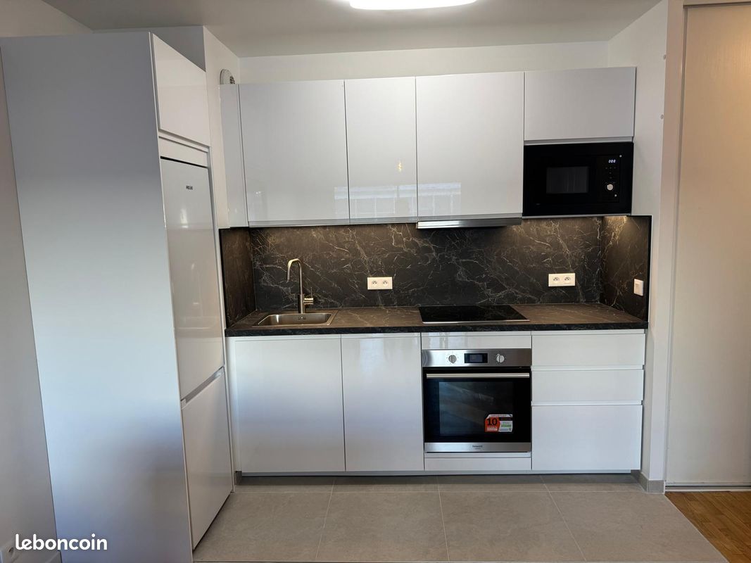 Appartement 2 pièces 46 m² · à Arcueil · 46 m² · 1 359 €/mois