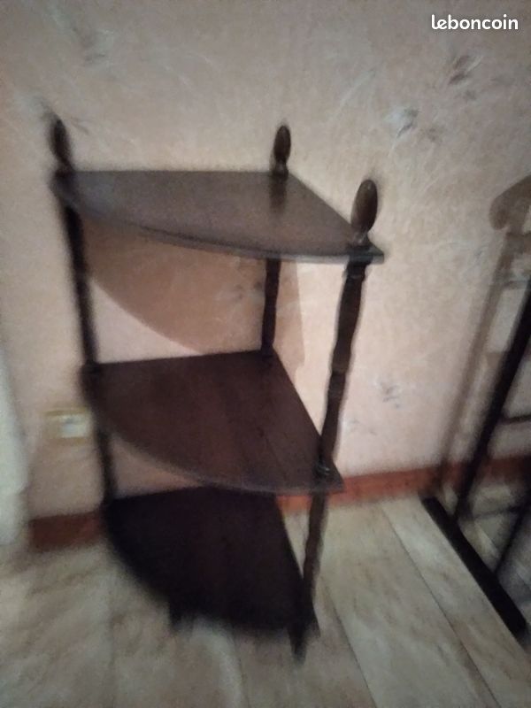 Etagere angle (image 2)