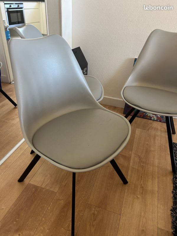 Chaise (image 2)