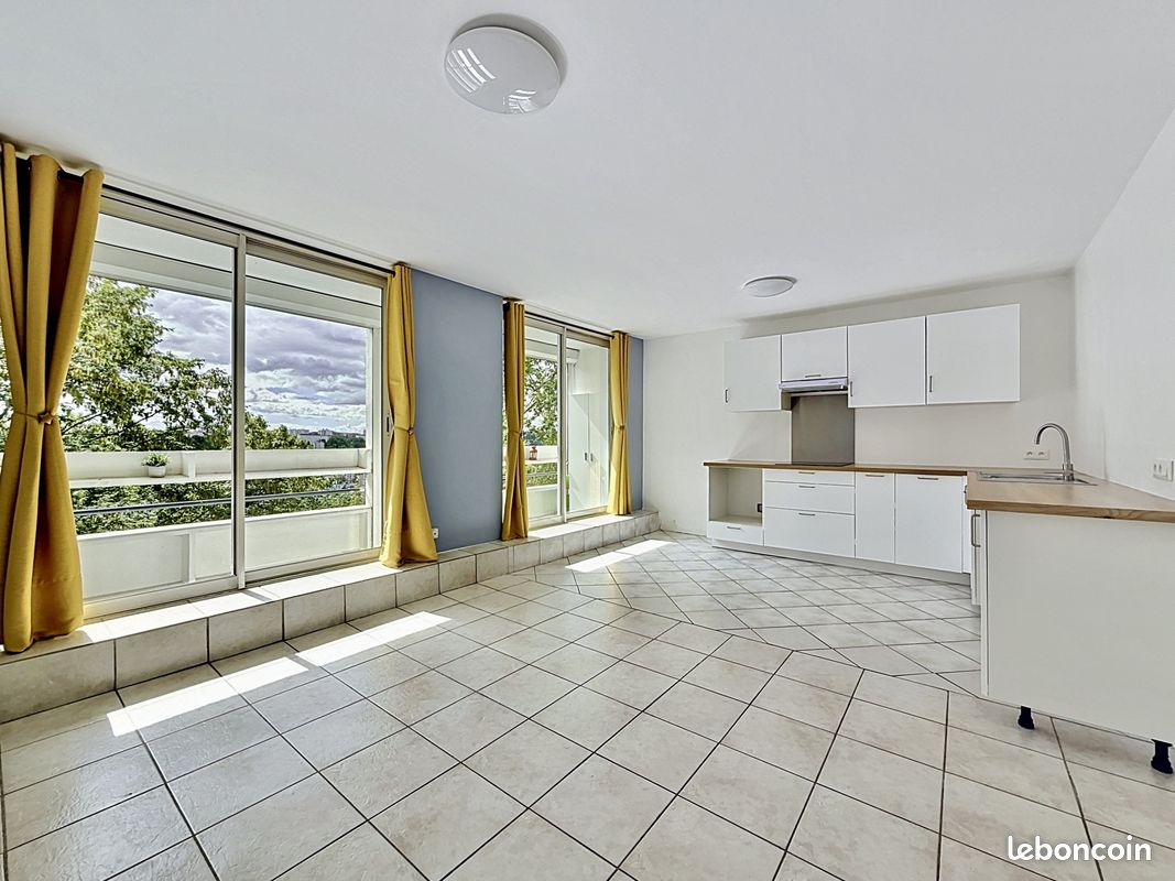 Appartement 3 pièces 60 m² · à Lyon · 60 m² · 954 €/mois