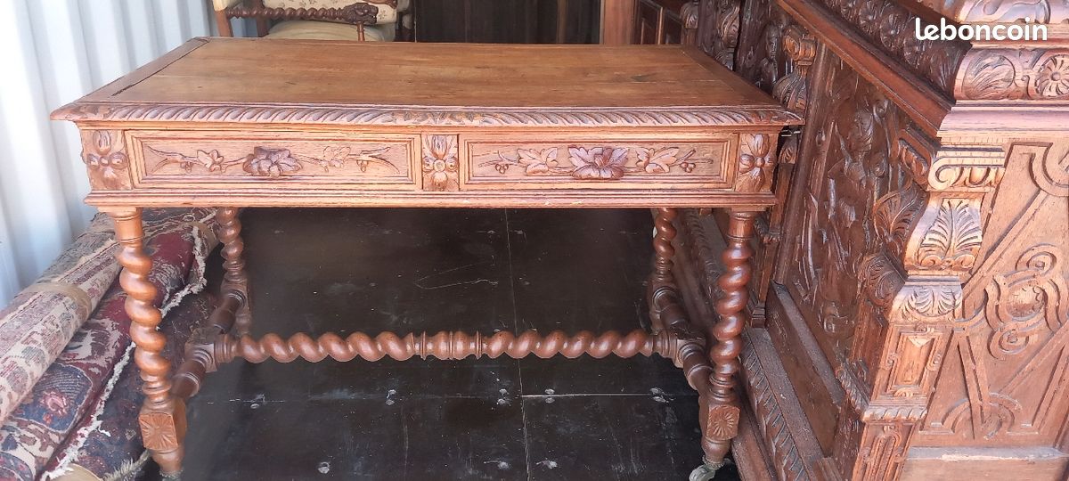 Table bureau de style louis Xlll (image 1)
