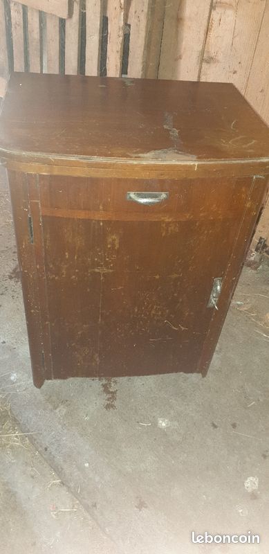 Ancienne machine à coudre (image 1)