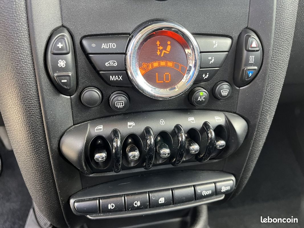 Mini COUNTRYMAN COOPER D 112CH PACK CHILI (image 15)