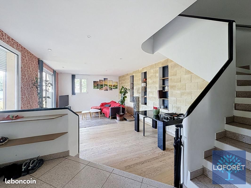 Maison 5 pièces 150 m² · à Vigneux-sur-Seine · 150 m² · 463 000 €