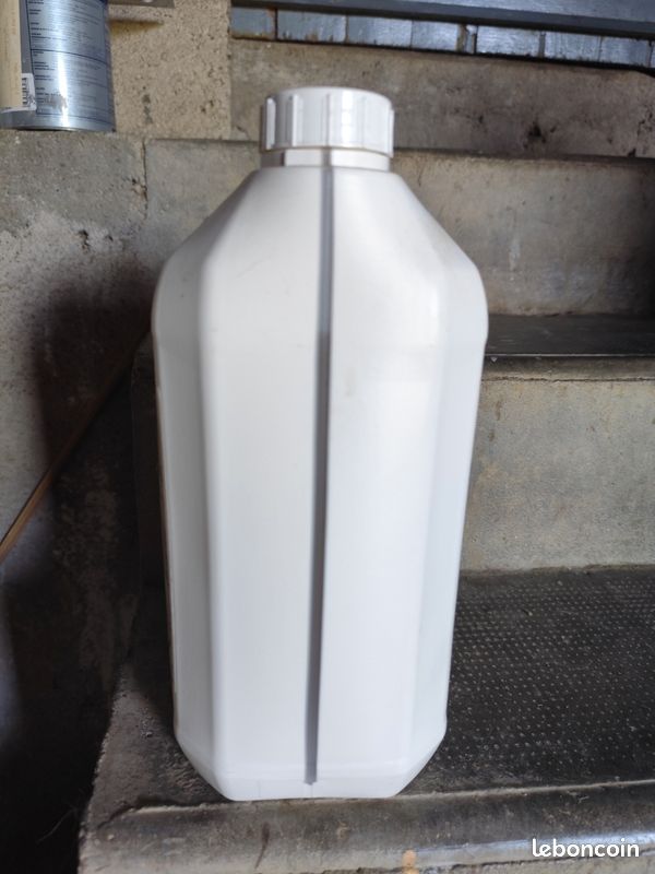 Bidon floculant neuf (image 2)
