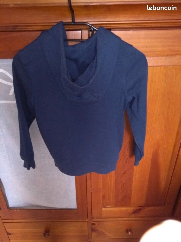 Lot 8 ans 4 vestes et un t shirt marque in extenso Decathlon umbro (image 9)