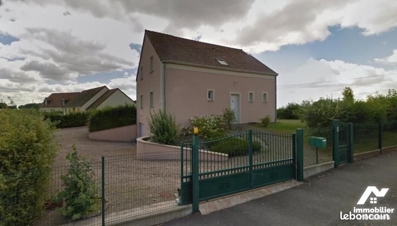 Maison 8 pièces 145 m² · à Mamers · 145 m² · 262 500 €