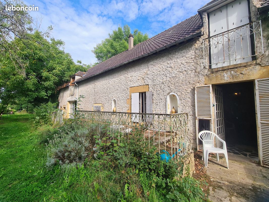 Maison 6 pièces 150 m² · à Montigny-aux-Amognes · 150 m² · 105 000 €