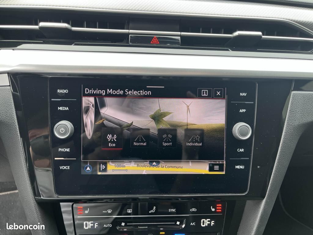 VOLKSWAGEN ARTEON Shooting Brake 2.0 TDI 150 DSG7 R-Line (image 26)