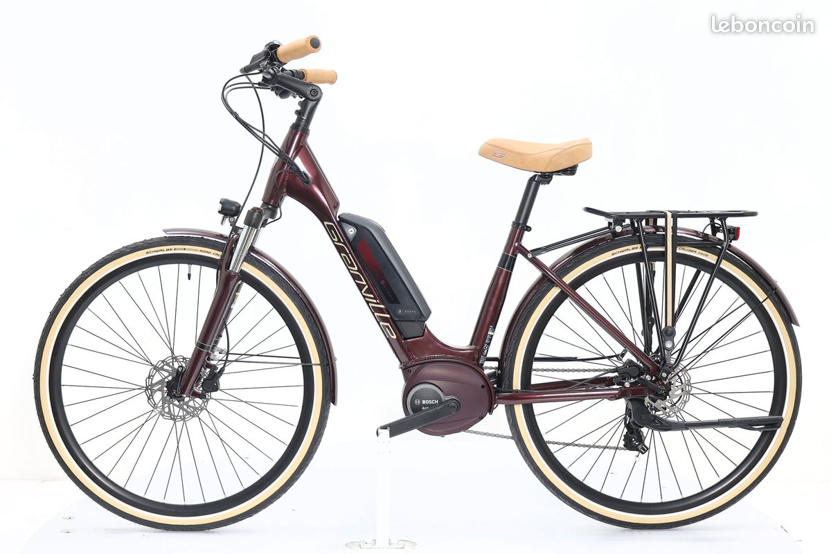 GRANVILLE E-Urban 30 2023 - Disponible à la location | Vélo Vtc Électrique (image 2)