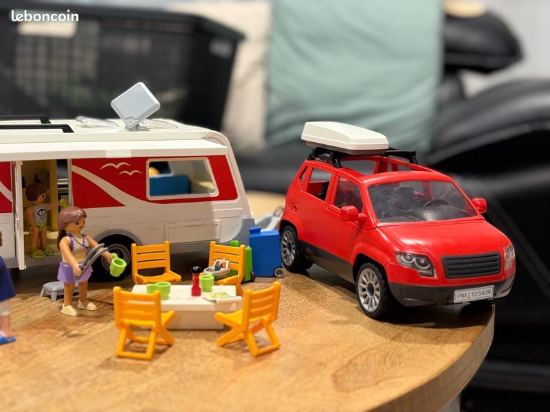 Voiture et Caravane Playmobil (image 2)