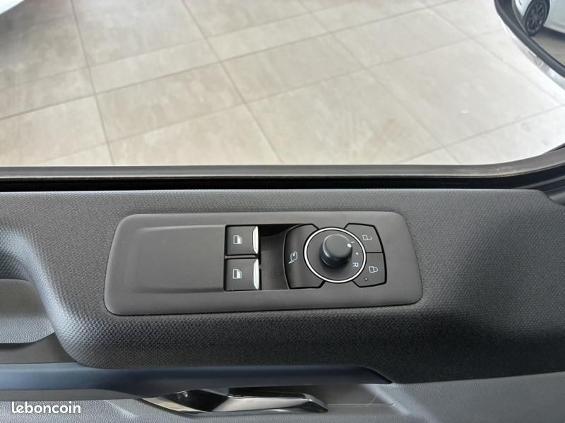 Ford Tourneo Custom 340 L2H1 2.5 Duratec 232ch Hybride rechargeable Active CVT (image 19)