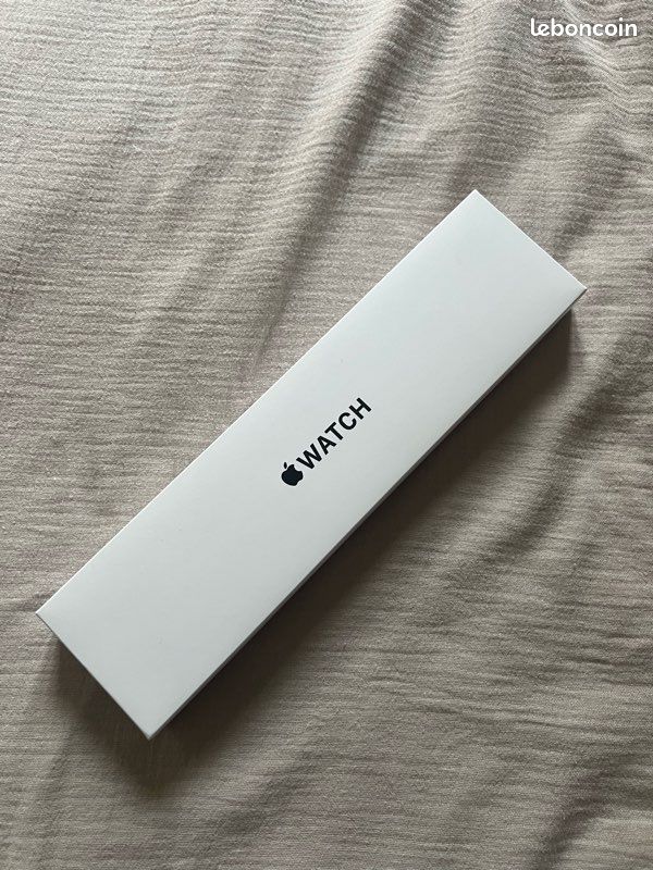 Apple Watch SE (image 1)