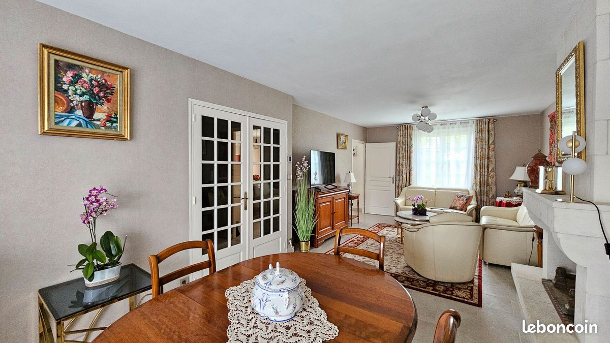 Pavillon 6 pièces 149 m² - Chauray 79180 (image principale 7)