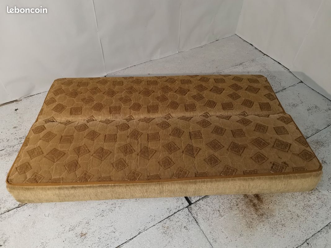 Canapé en tissu (image 7)
