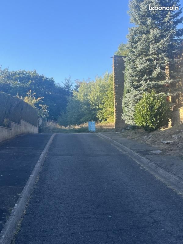 Terrain 436 m² Boust · 169 000 €