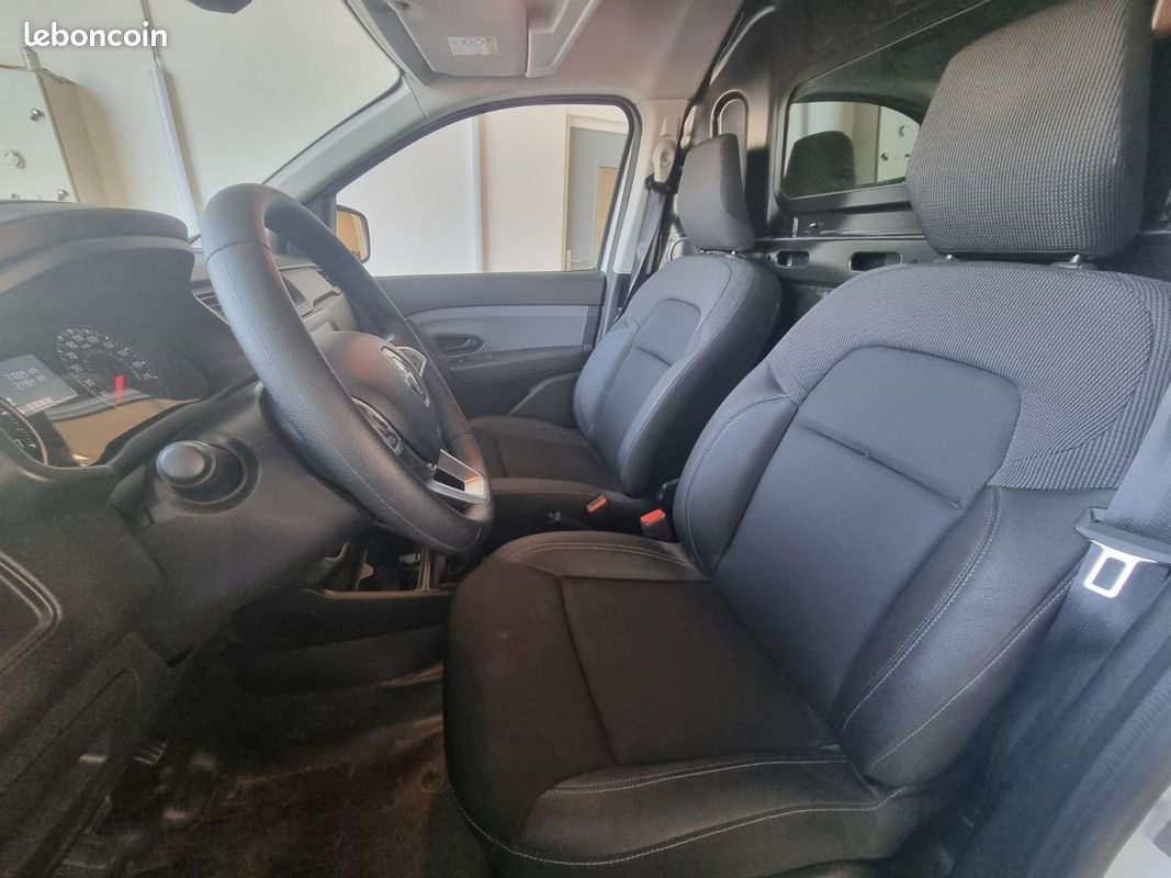 RENAULT EXPRESS 1.5 Blue dCi 95 Confort TVA Recuperable (image 19)