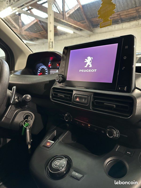 Peugeot Partner 1.5 BlueHDi 130ch BVA – 2021 – Garantie 12 mois (image 6)