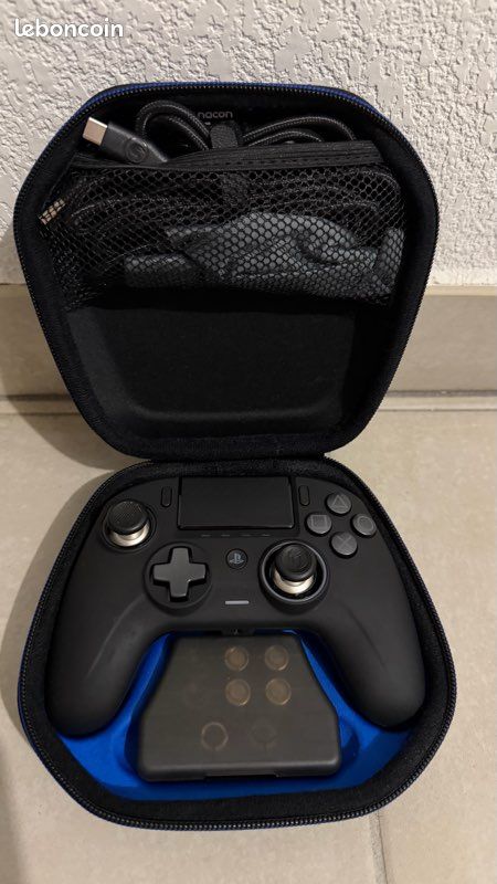 Manette Nacon Manette PS4 Noir Sans fil