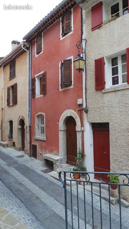Studio 1 pièce 30 m²