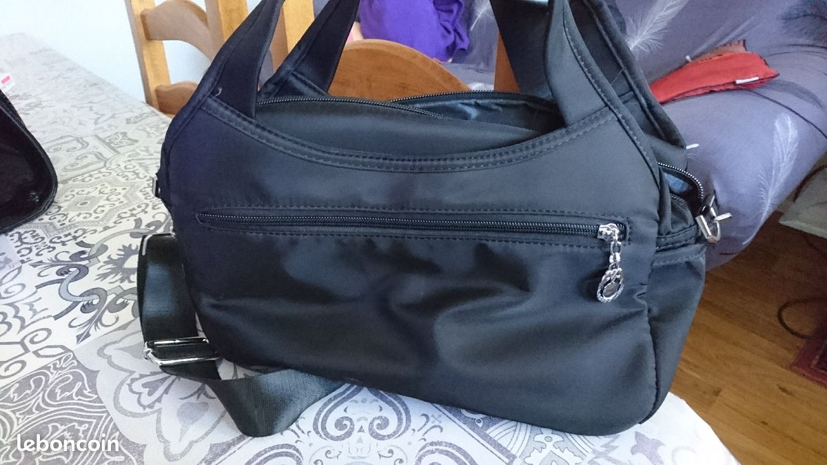 Sac à main bandouilliere noir marque fashion (image 2)