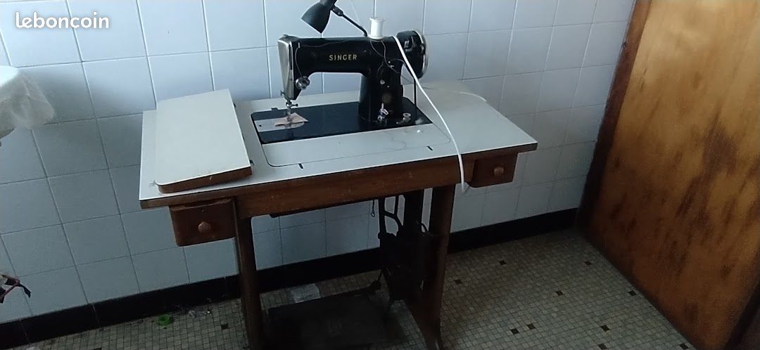 Machine à coudre (image 1)
