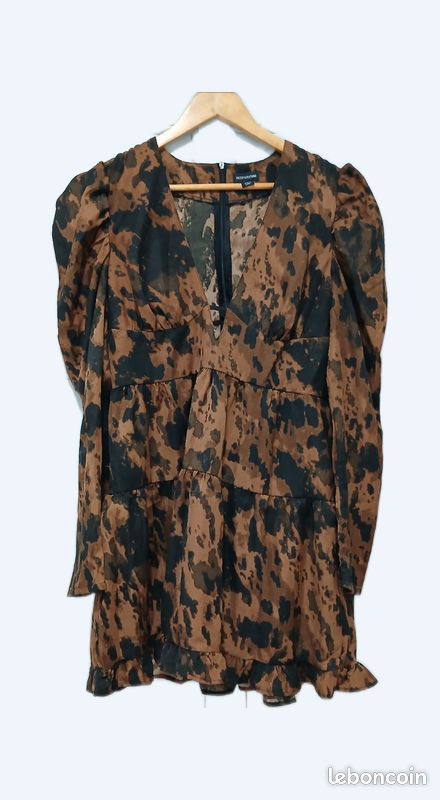 Robe oversize léopard Pretty Little Thing – Taille 40 (L) (neuve) (image 1)
