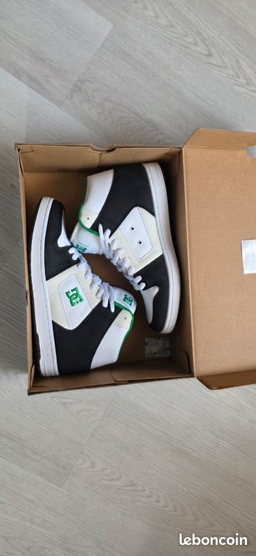 Baskets DC Shoes Manteca 4 Hi Homme - Cuir Noir/Blanc Montant