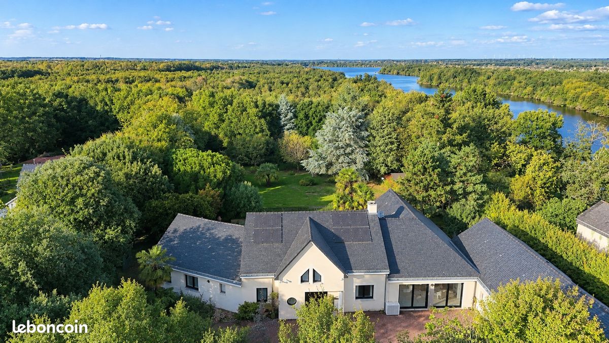 Maison 9 pièces 251 m² · à Sucé-sur-Erdre · 251 m² · 780 000 €