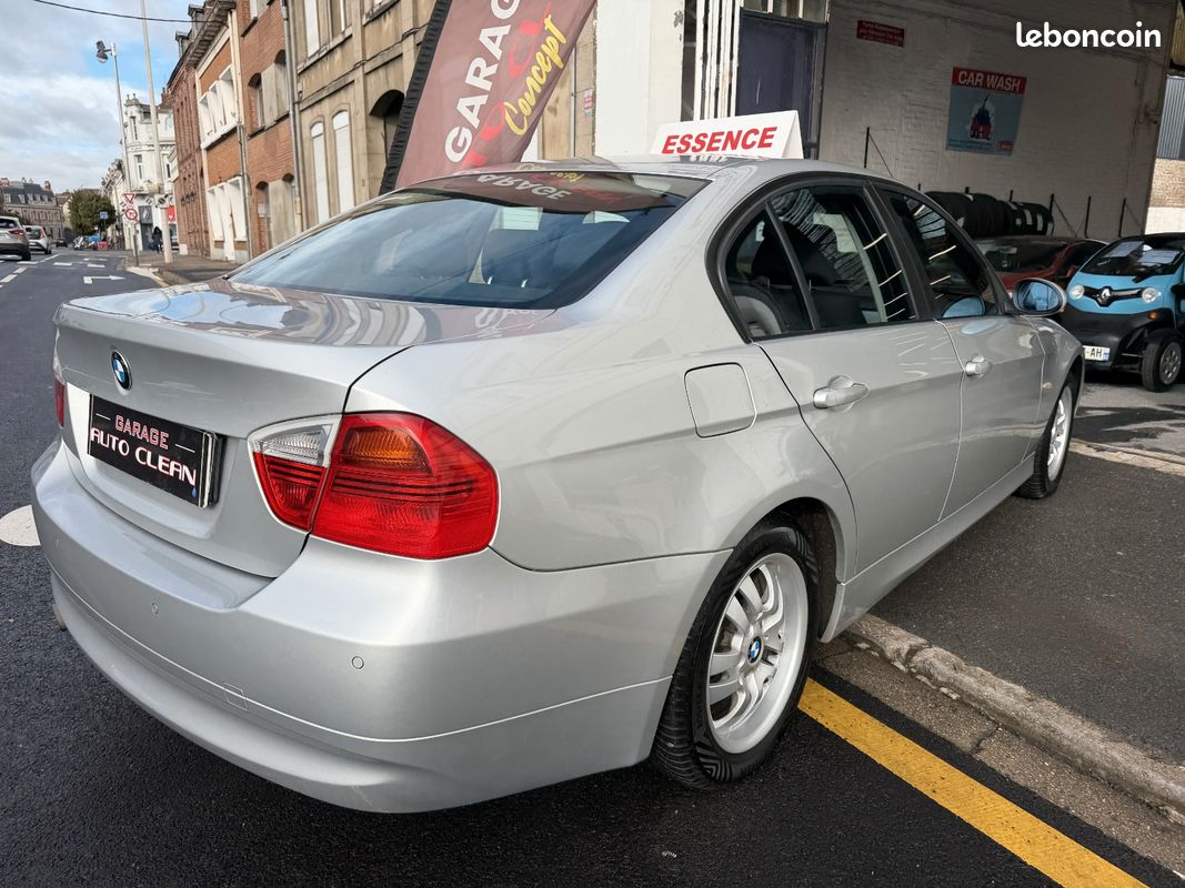 BMW 320i 150Ch *CARNET à Jour Ess + GPL (image 5)