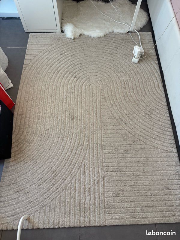 Tapis beige pour chambre ou salon (image 1)