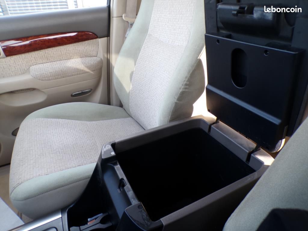 Toyota Land Cruiser VX 3.0 D-4D 165 BVA (image 26)