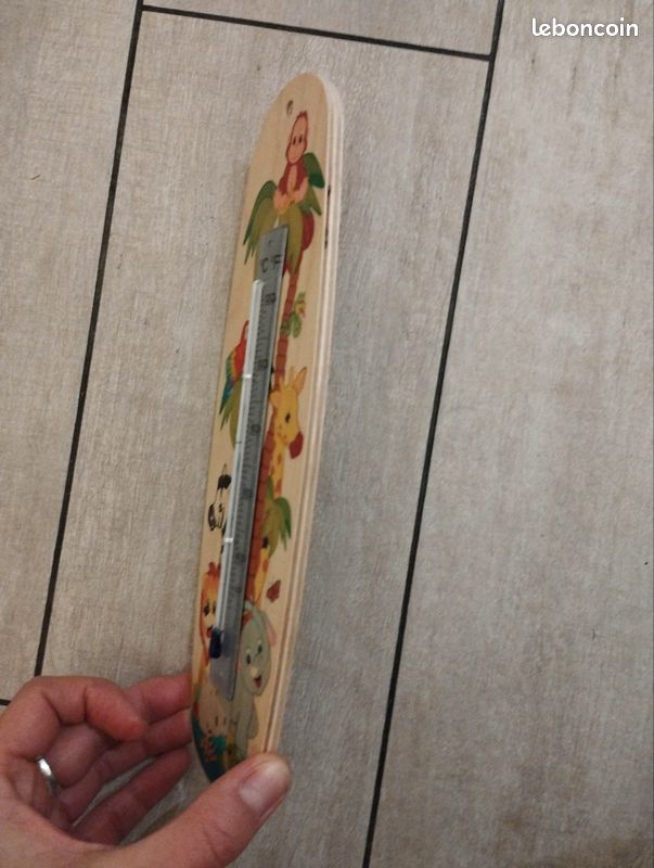 Thermomètre en bois chambre enfant (image 2)