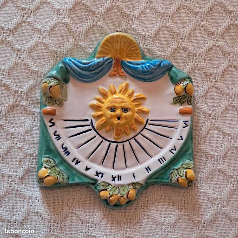 Cadran solaire rare en céramique fait main vintage (image 1)