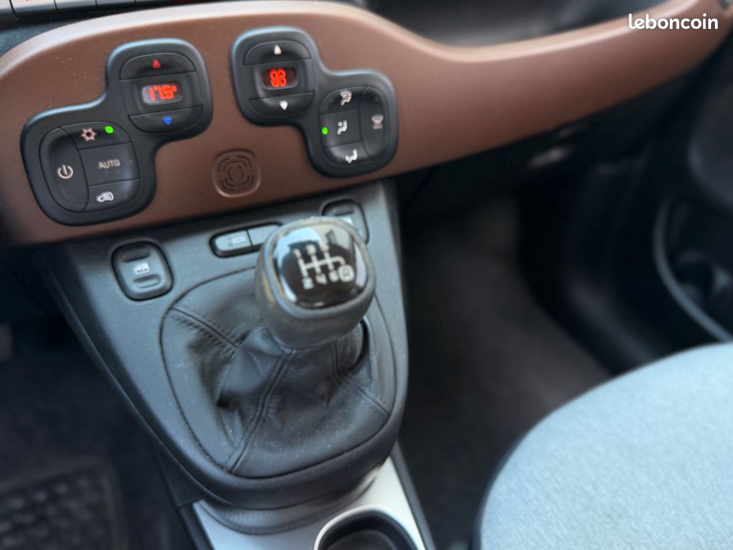 FIAT PANDA CROSS 0.9 TWINAIR 90CH 4X4 START-STOp (image 17)